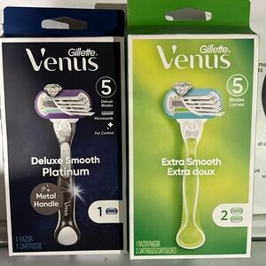 Venus razor bundle